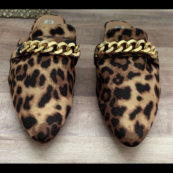 Steve Madden Leopard Mules 8 - Picture 5 of 9
